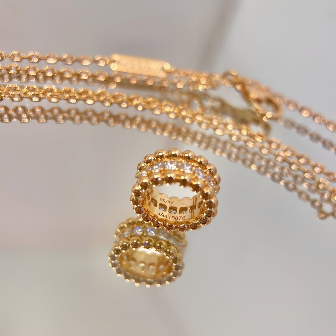 {
"Bling Jewelrys": "ブリングジュエリー",
"PERLEE DIAMOND NECKLACE": "パーリー ダイヤモンド ネックレス"
}