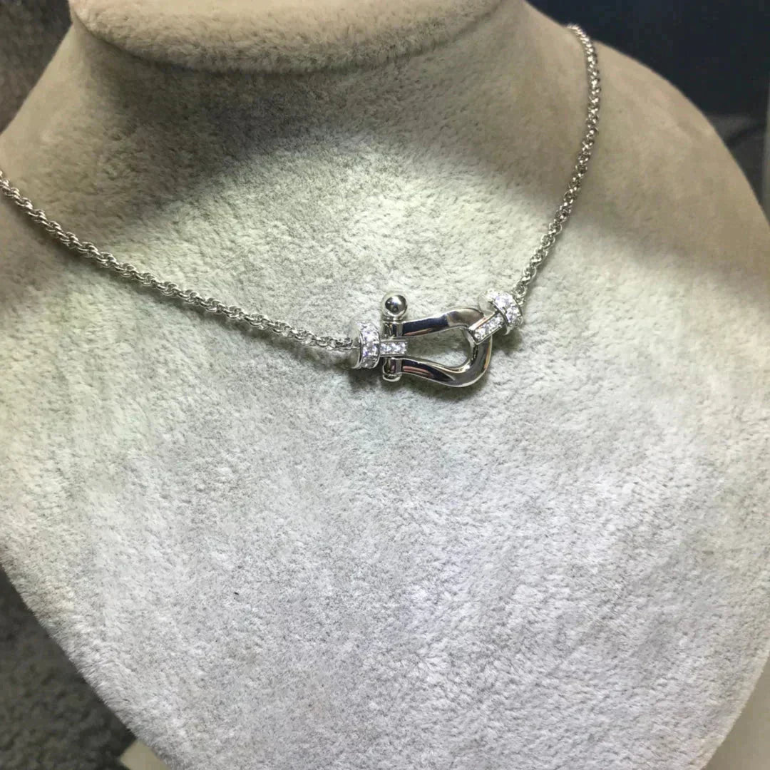 {
"Bling Jewelrys": "ブリング・ジュエリー",
"FORCE 10 DIAMOND NECKLACE": "フォース10 ダイヤモンドネックレス"
}