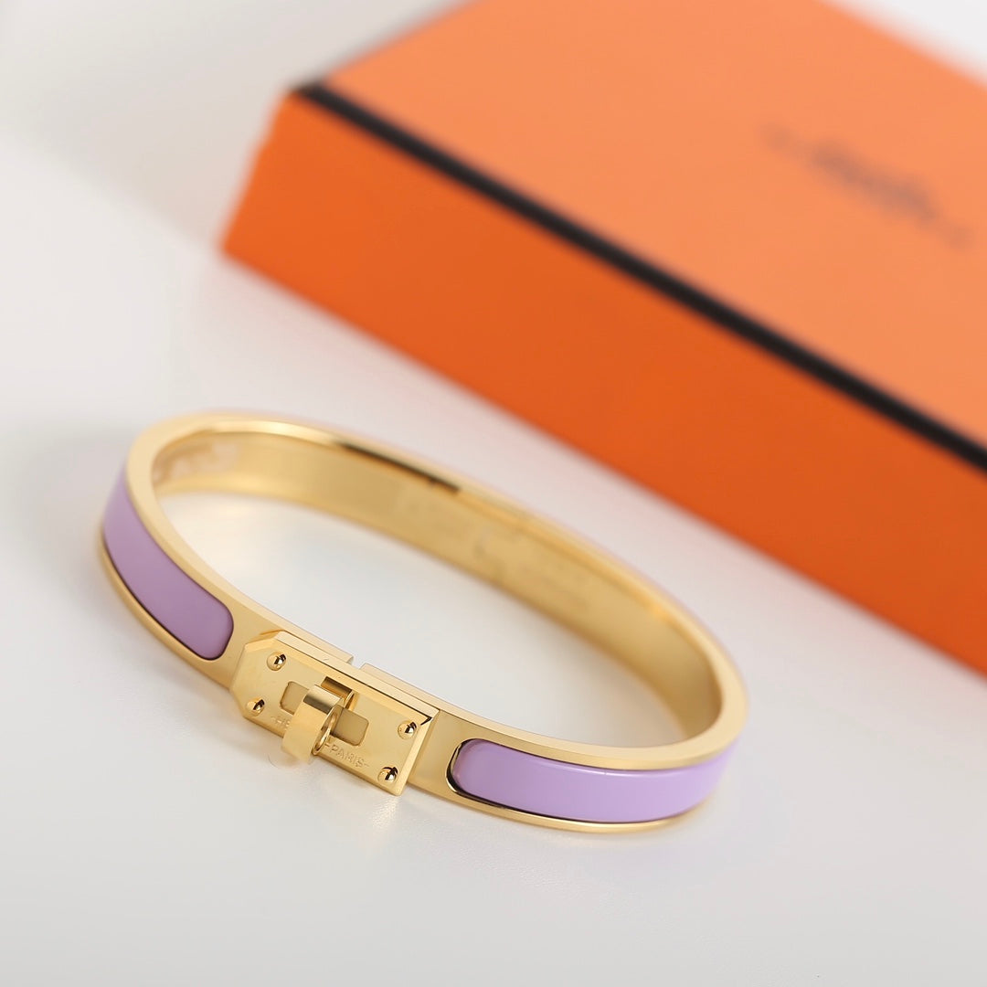 {"Bling Jewelrys ": "ブリング・ジュエリー ", "HM KELLY PURPLE BRACELET": "HM KELLY パープルブレスレット"}