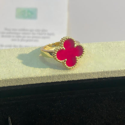 [Bling Jewelrys]NEUE KLEEBATT-RINGE MIT ROSA EMAILLE