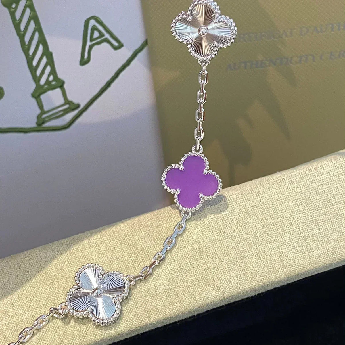 [Bling Jewelrys ] CLOVER 5 MOTIF VIOLET BRACELET COLLECTION