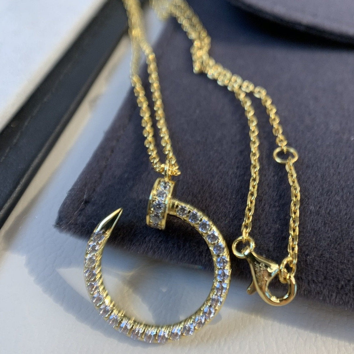{
  "Bling Jewelrys ": "ブリングジュエリー",
  "JUSTE NECKLACE GOLD DIAMONDS": "ジュスト ネックレス ゴールド ダイヤモンド"
}