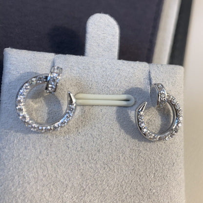 {
"Bling Jewelrys ": "ブリングジュエリー",
"JUSTE EARRINGS SILVER DIAMONDS": "ジュスト イヤリング シルバー ダイヤモンド"
}