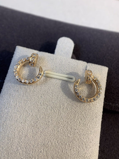 {
"Bling Jewelrys": "Bling Jewelry",
"JUSTE EARRINGS GOLD DIAMONDS": "JUSTE OHRRINGE GOLD DIAMANTEN"
}