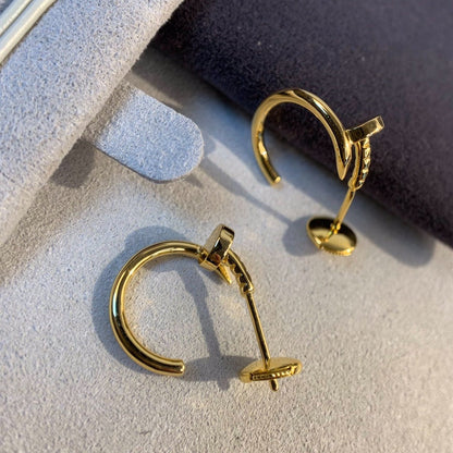 {
"Bling Jewelrys ": "ブリングジュエリー",
"JUSTE EARRINGS GOLD": "ジュスト ピアス ゴールド"
}