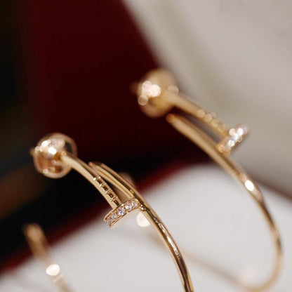{
  "[Bling Jewelrys ]JUSTE EARRINGS DIAMONDS 1.8MM": "[ブリングジュエリー] JUSTE ダイヤモンドピアス 1.8mm"
}