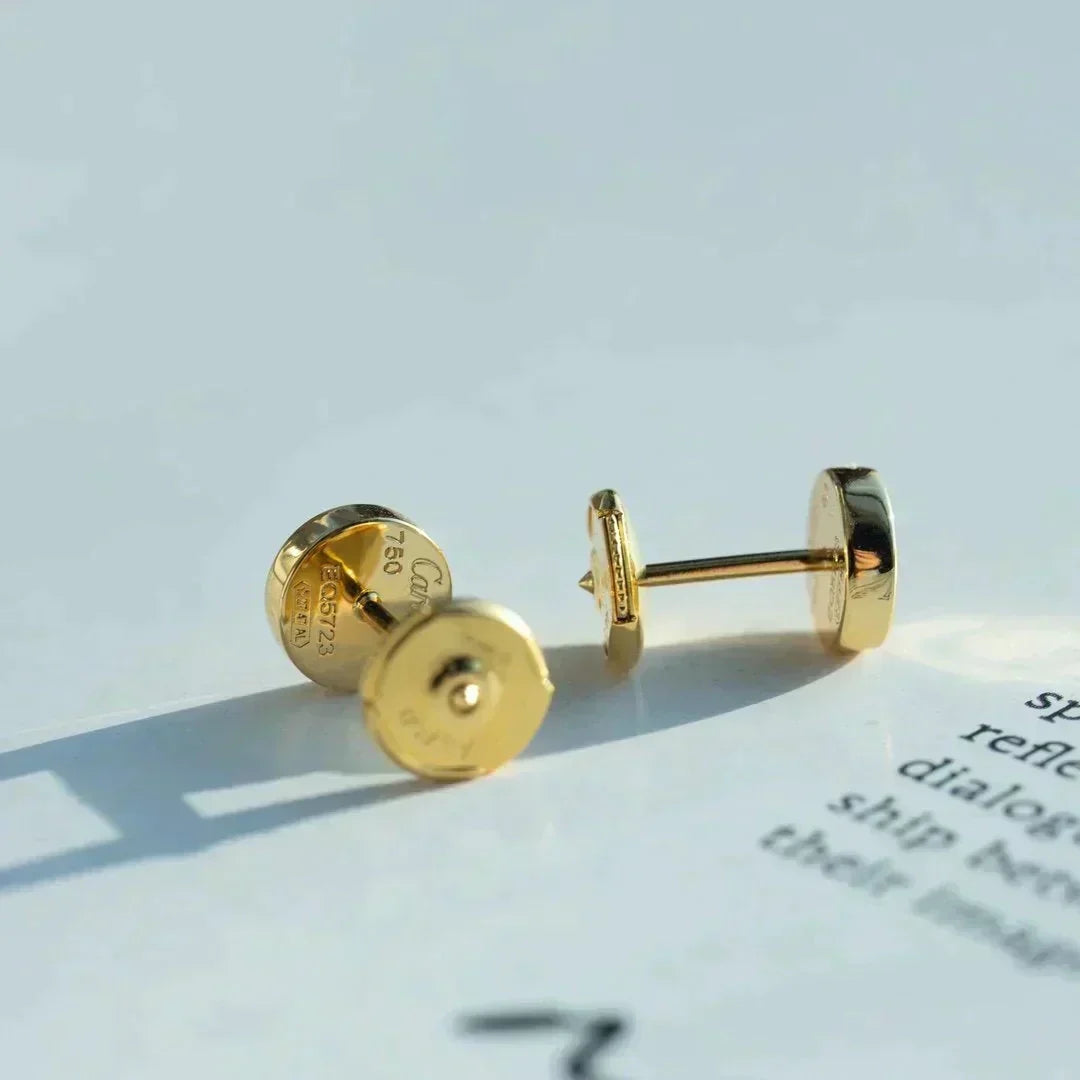 {
  "Bling Jewelrys": "Bling Jewelry",
  "LOVE EARRINGS GOLD 10MM": "LIEBES-OHRRINGE GOLD 10MM"
}