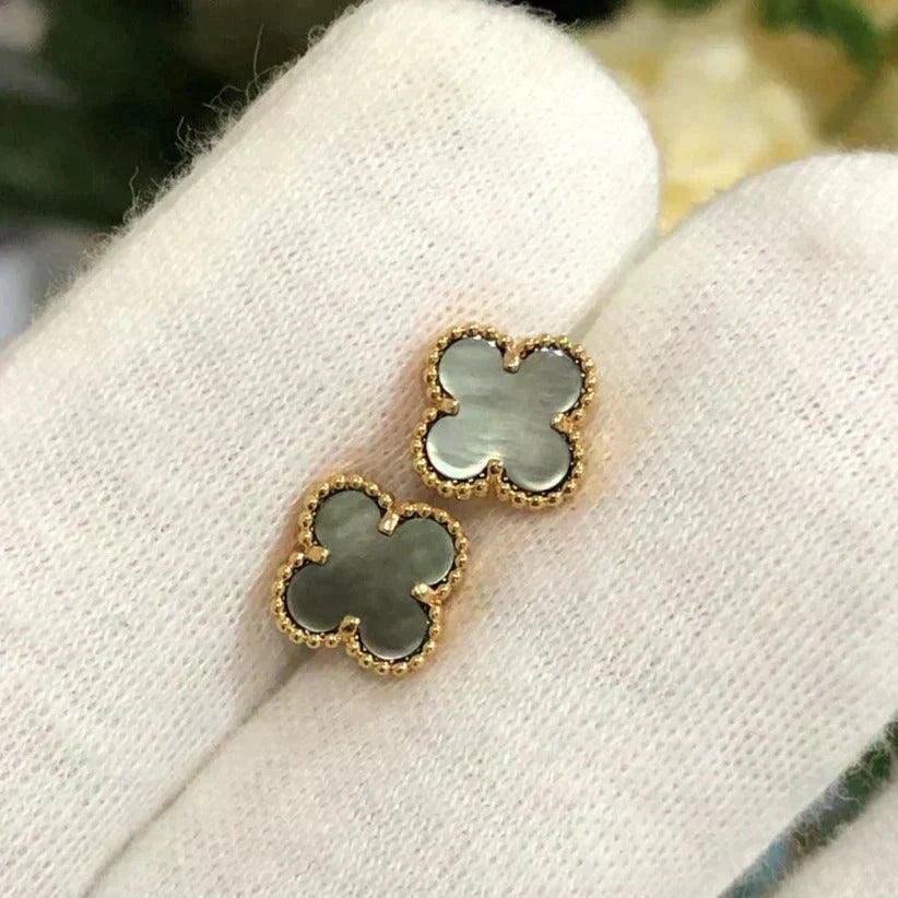 [Bling Jewelry] CLOVER MINI 9,5 MM OHRRINGE MIT GRAUEM PERLMUTT