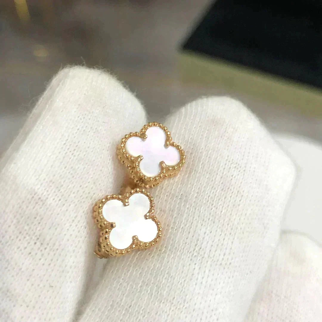 [Bling Jewelrys ]CLOVER MINI 9.5MM WHITE MOP EARRINGS