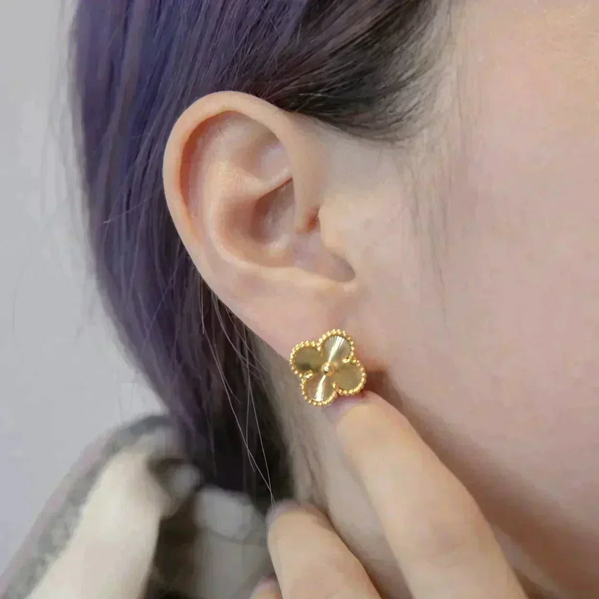 [Bling Jewelrys ]CLOVER MEDIUM 1 MOTIFS LASER EARRINGS