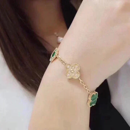 {
  "Bling Jewelrys ": "Bling Jewelrys ",
  "CLOVER  5 MOTIF MALACHITE BRACELET COLLECTION": "KLEEBLATT 5-MOTIV MALACHIT-ARMBAND KOLLEKTION"
}