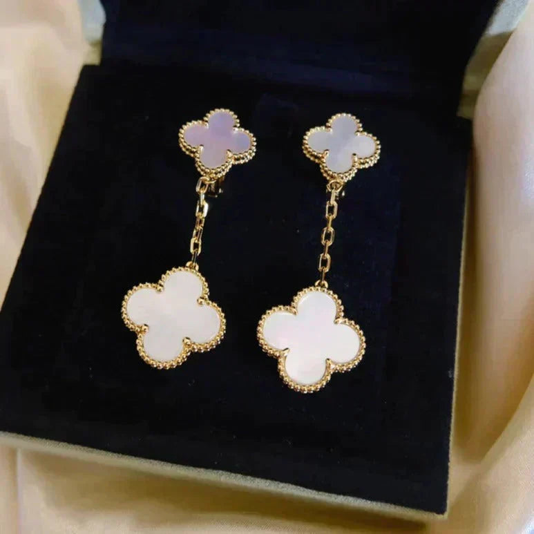 [Bling Jewelrys ]CLOVER 2 MOTIF WHITE MOP EARRINGS