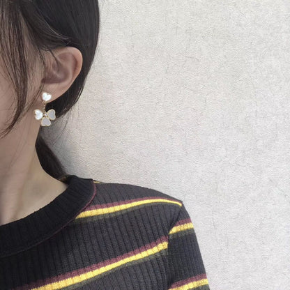 [Bling Jewelrys ]CLOVER SWEET WHITE MOP EARRINGS