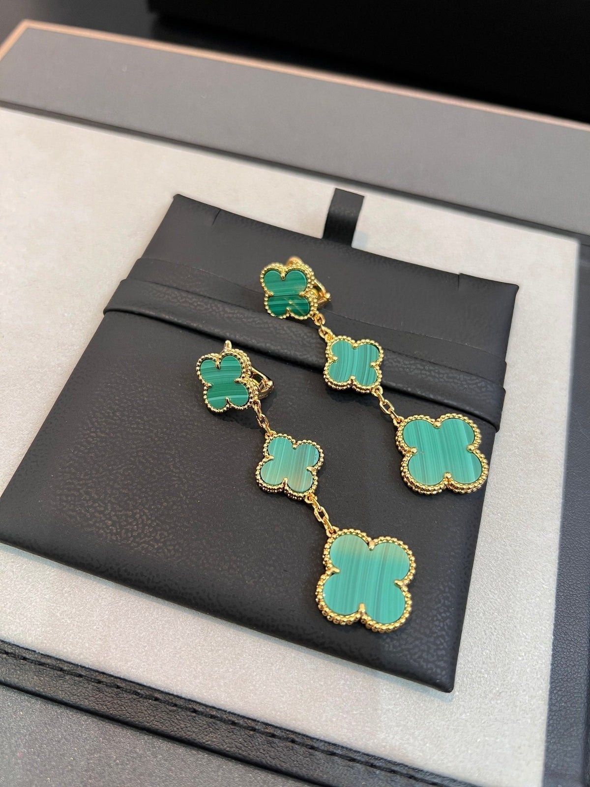 [Bling Jewelrys ]CLOVER MALACHITE 3 MOTIFS GOLD