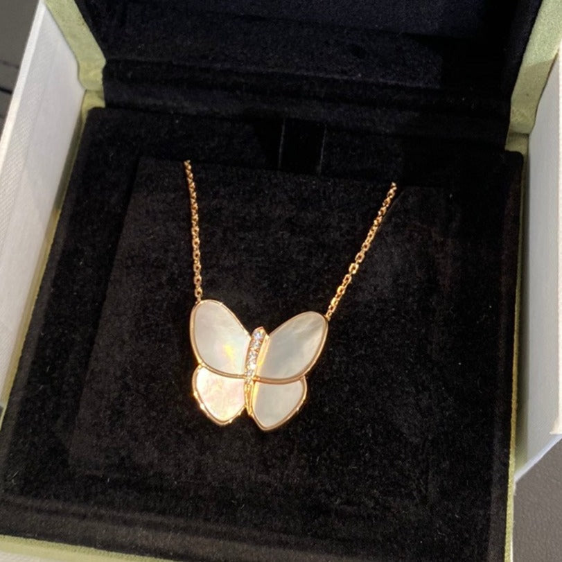 [Bling Jewelrys ]BUTTERFLY GOLD MOP DIAMOND NECKLACE