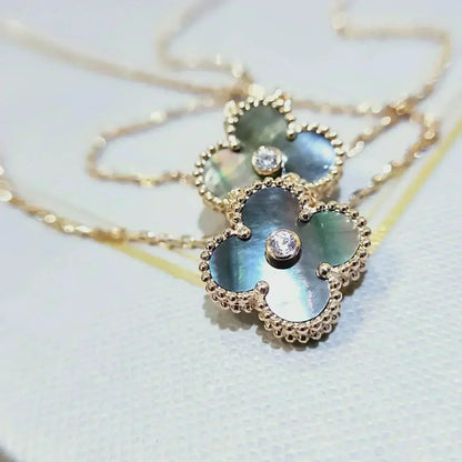 {
  "Bling Jewelrys": "ブリングジュエリー",
  "CLOVER 15MM DIAMOND AND MOTHER-OF-GREY NECKLACE": "クローバー 15mm ダイヤモンド＆グレーマザーオブパール ネックレス"
}