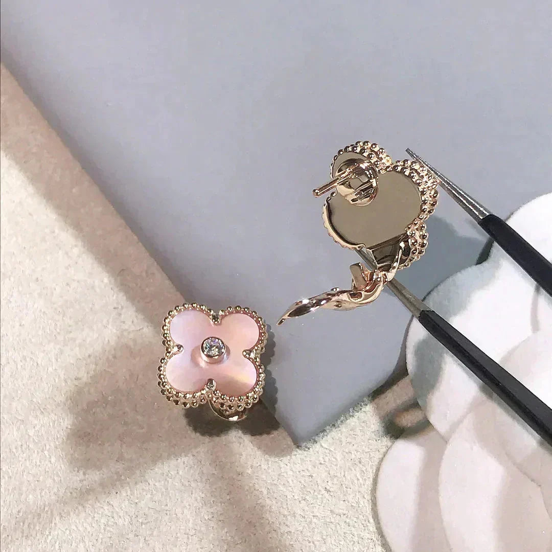 [Bling Jewelrys] CLOVER MEDIUM 1 MOTIV PINK PERLMUTT DIAMANT OHRRINGE
