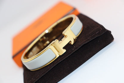 [Bling Jewelrys ]H LIGHT BLUE BRACELET
