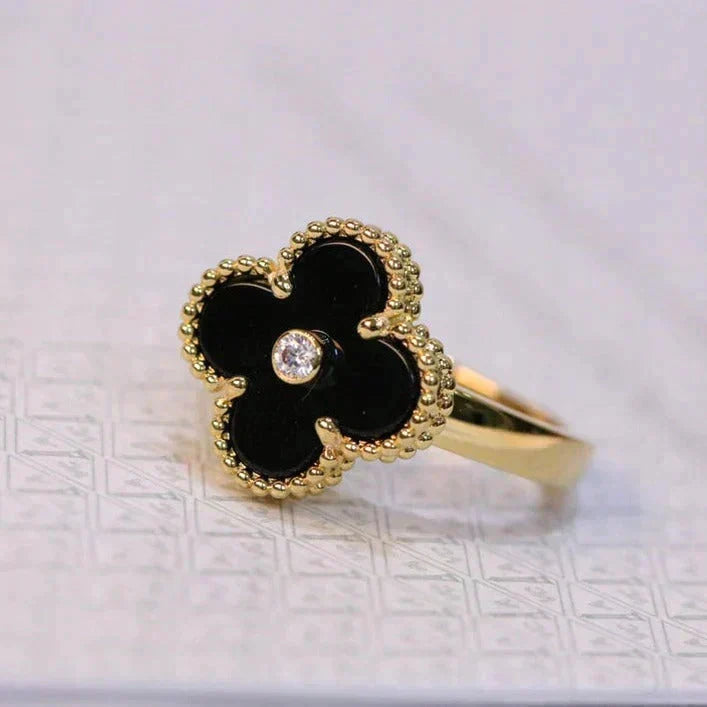 [Bling Jewelrys ]CLOVER ONYX RING GOLD DIAMOND
