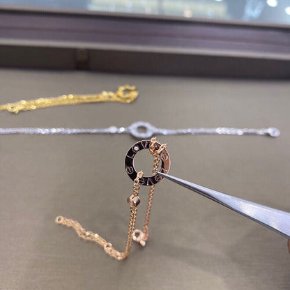 {
  "Bling Jewelrys": "Bling Jewelrys",
  "LOVE BRACELET 2 DIAMOND": "LIEBESARMBAND 2 DIAMANTEN"
}