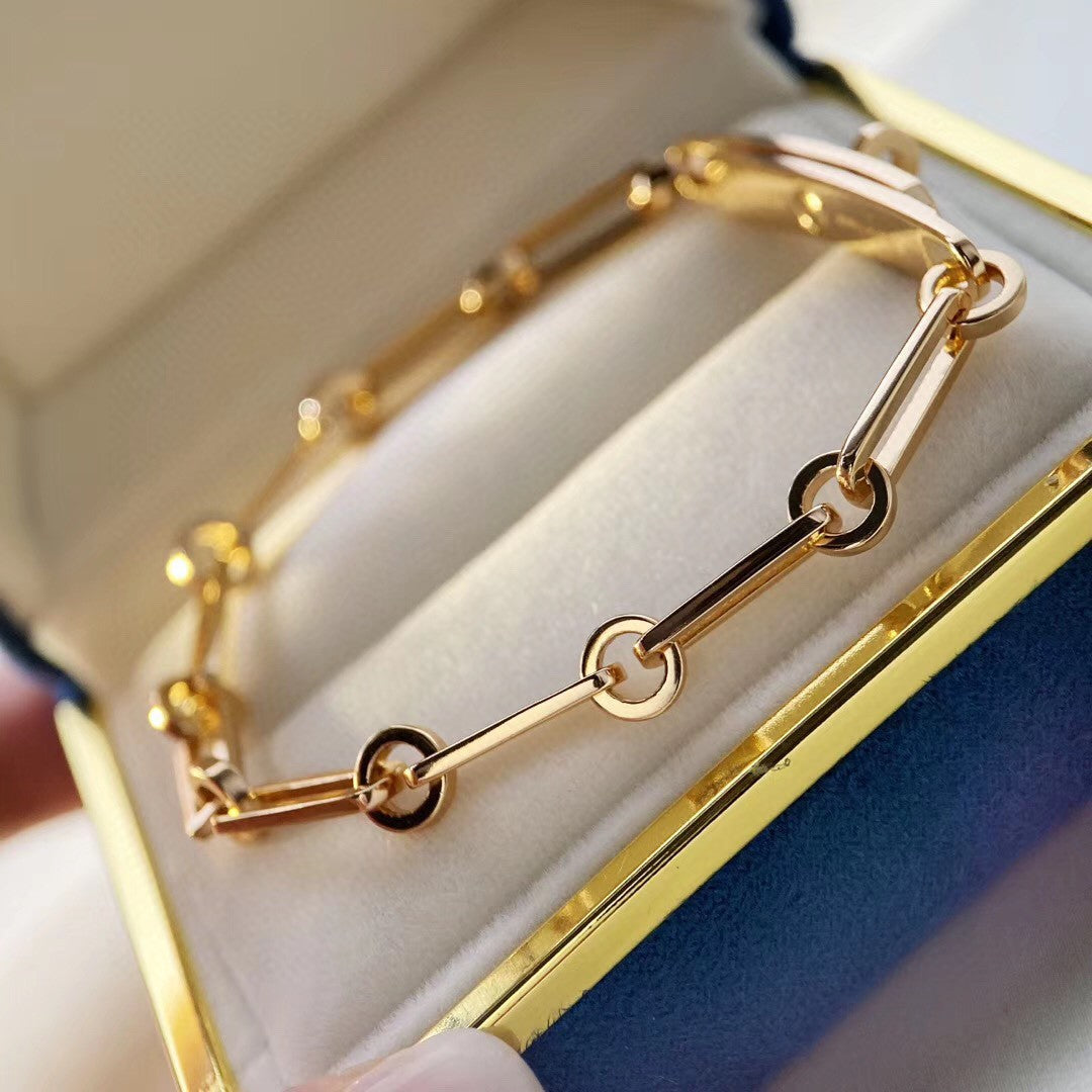 {
  "Bling Jewelrys": "ブリング・ジュエリー",
  "CHAINE BRACELET SMALL MODEL DIAMOND": "チェーンブレスレット スモールモデル ダイヤモンド"
}