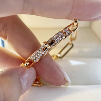 {
  "Bling Jewelrys": "ブリング・ジュエリー",
  "CHAINE BRACELET SMALL MODEL DIAMOND": "チェーンブレスレット スモールモデル ダイヤモンド"
}