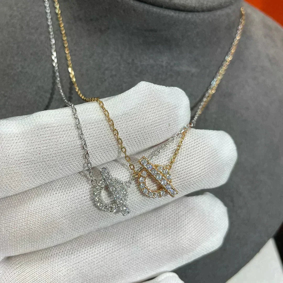 {
  "Bling Jewelrys ": "Bling Jewelrys ",
  "ECHAPEE NECKLACE DIAMOND": "ECHAPEE DIAMANTHALSSETTE"
}