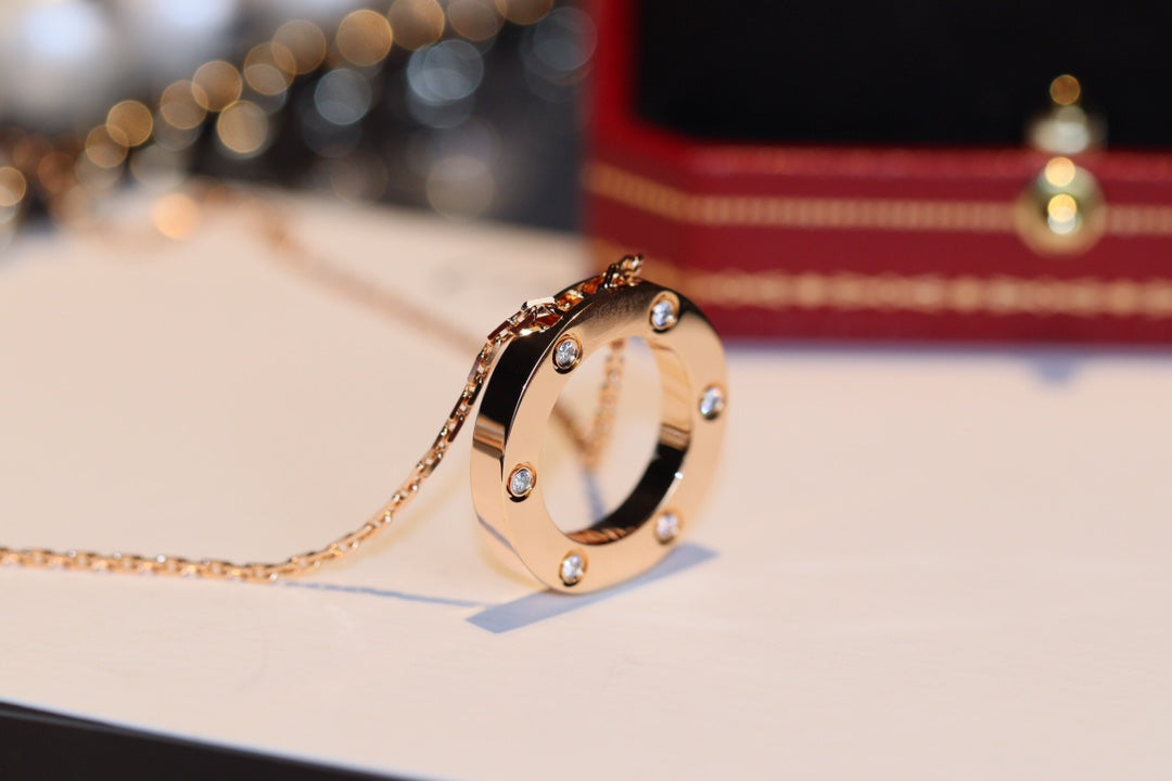 {
  "Bling Jewelrys": "ブリングジュエリー",
  "LOVE NECKLACE 16MM 6 DIAMONDS PINK GOLD": "LOVEネックレス 16mm 6ダイヤモンド ピンクゴールド"
}