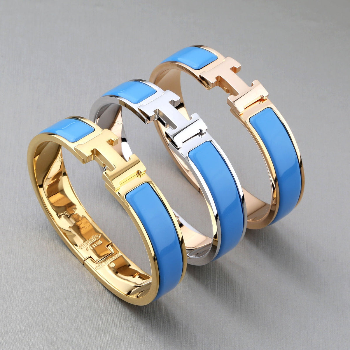 {
  "[Bling Jewelrys ]H BRACELET TURQUOISE 12MM": "[Bling Jewelrys] Hブレスレット ターコイズ 12mm"
}