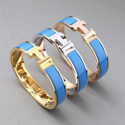 {
  "[Bling Jewelrys ]H BRACELET TURQUOISE 12MM": "[Bling Jewelrys] Hブレスレット ターコイズ 12mm"
}