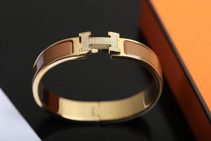 {
  "Bling Jewelrys": "ブリング・ジュエリー",
  "H BRACELET GOLD DIAMOND": "Hブレスレット ゴールド ダイヤモンド"
}