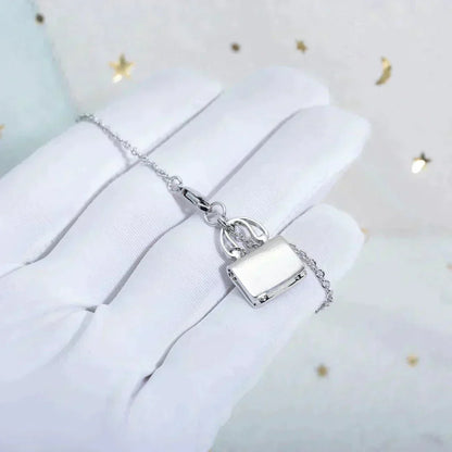 [Bling Jewelrys ]AMULETTE PEDANT SILVER NECKLACE
