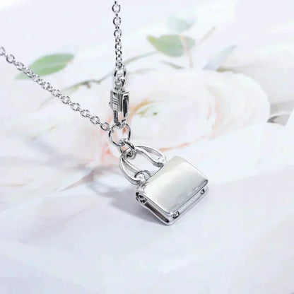 [Bling Jewelrys ]AMULETTE PEDANT SILVER NECKLACE