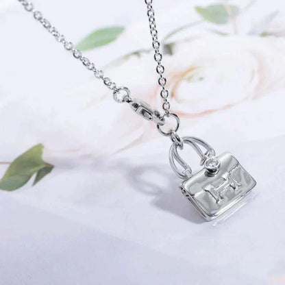 [Bling Jewelrys ]AMULETTE PEDANT SILVER NECKLACE