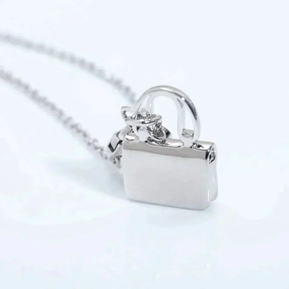 [Bling Jewelrys ]AMULETTE PEDANT SILVER NECKLACE