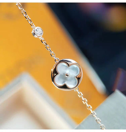 {
  "Bling Jewelrys": "Bling Jewelry",
  "SUN MOP GOLD 1 DIAMOND NECKLACE": "SONNE PERLMUTT GOLD 1 DIAMANT HALSKETTE"
}