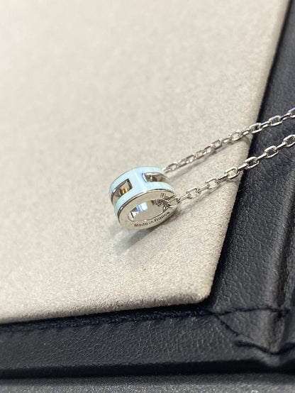 {"[Bling Jewelrys ]POP H LIGHT BLUE NECKLACE": "[Bling Jewelrys ]POP H HELLBLAUE HALSKETTE"}
