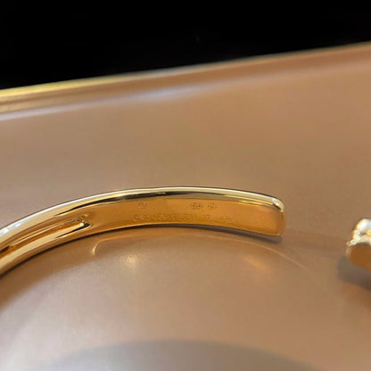 {"Bling Jewelrys": "PANTHÈRE GOLD OFFENES ARMBAND"}