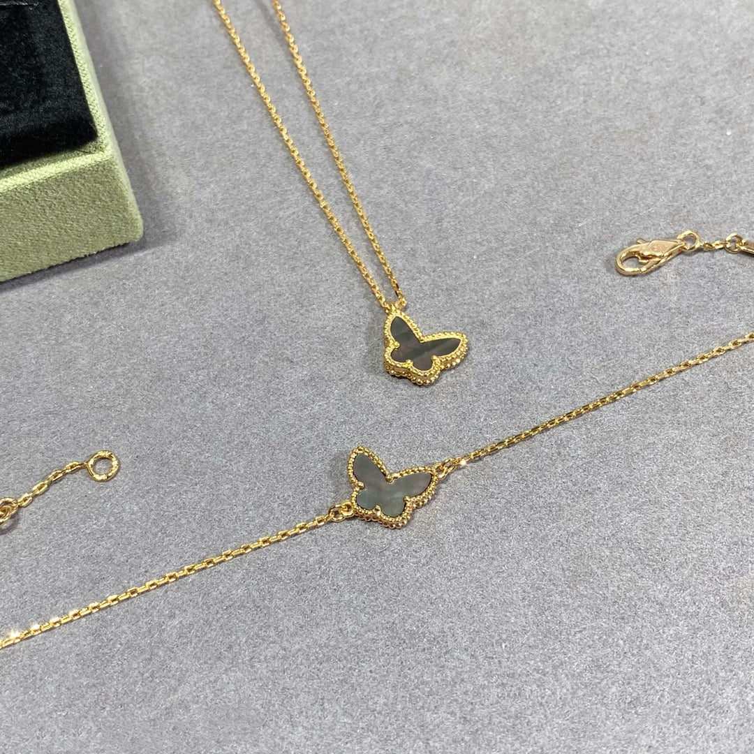[Bling Jewelrys ]SCHMETTERLINGSARMBAND AUS DUNKLEM PERLMUTT