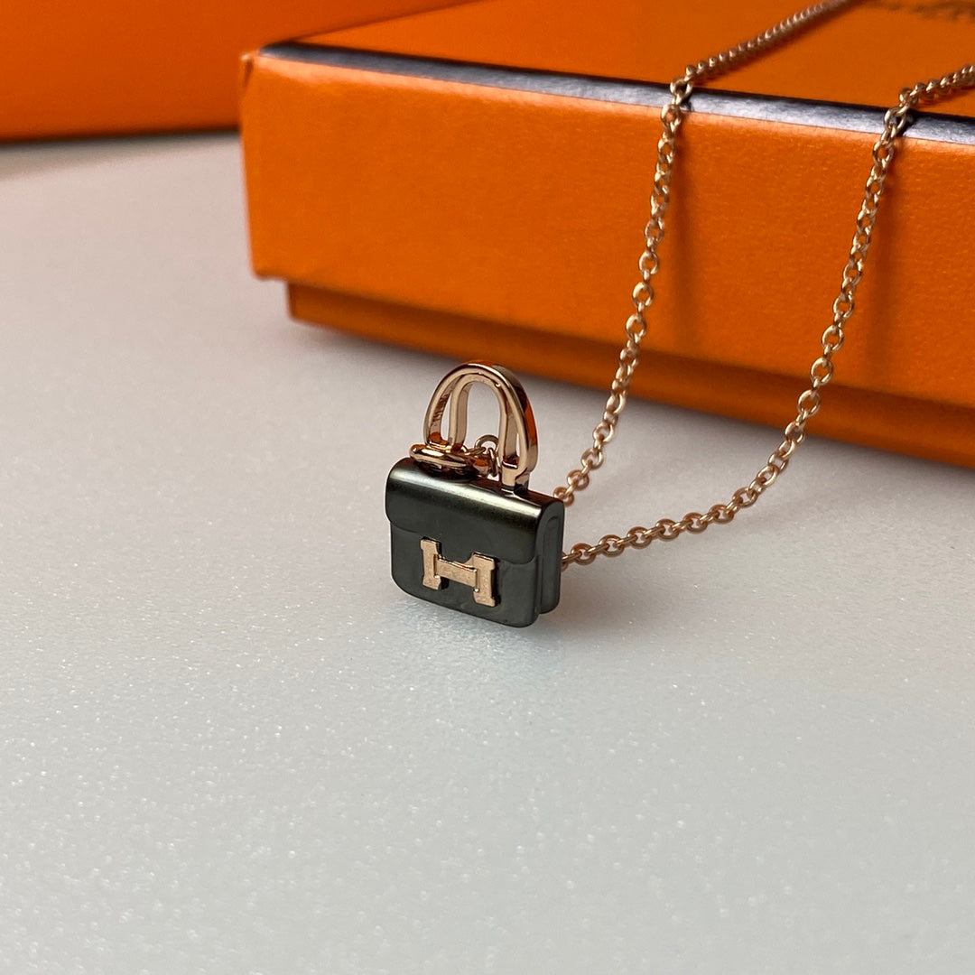 [Bling Jewelry] CONSTANCE SCHWARZES ANHÄNGER-HALSKETTE IN ROSÉGOLD