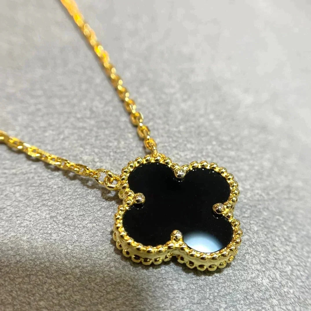 [Bling Jewelrys ]CLOVER 15MM BLACK ONYX SINGLE FLOWER NECKLACE