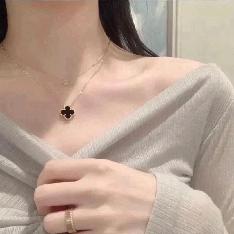[Bling Jewelrys ]CLOVER 15MM BLACK ONYX SINGLE FLOWER NECKLACE