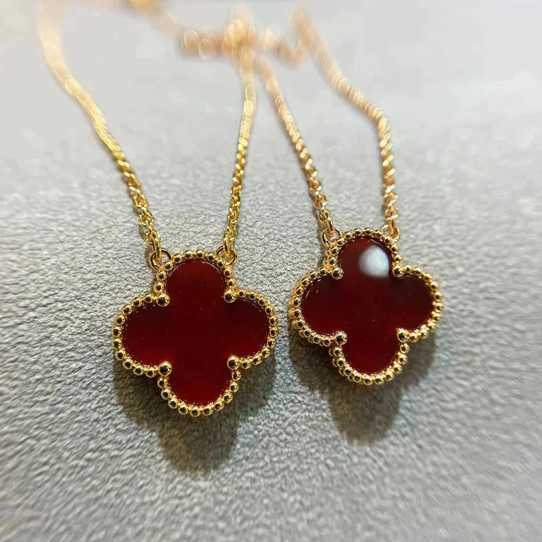 [Bling Jewelrys ]CLOVER 15MM CARNELIAN SINGLE FLOWER NECKLACE