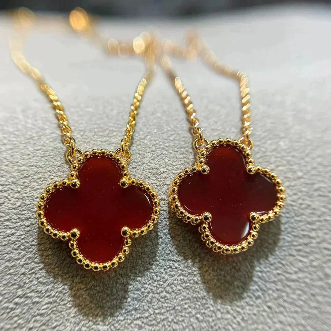 [Bling Jewelrys ]CLOVER 15MM CARNELIAN SINGLE FLOWER NECKLACE