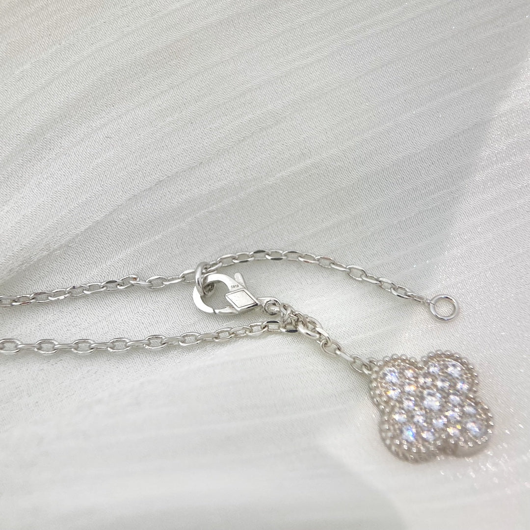 [Bling Jewelrys ]CLOVER 5 MOTIFS SILVER DIAMONDS NECKLACE