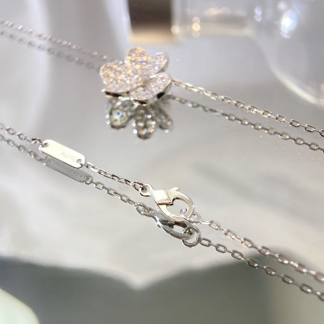 [Bling Jewelrys ]BLUMEN-DIAMANT-HALSKETTE