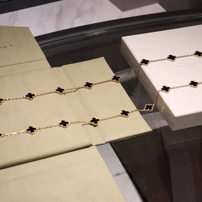 [Bling Jewelrys ]CLOVER 20 MOTIFS ONYX NECKLACE