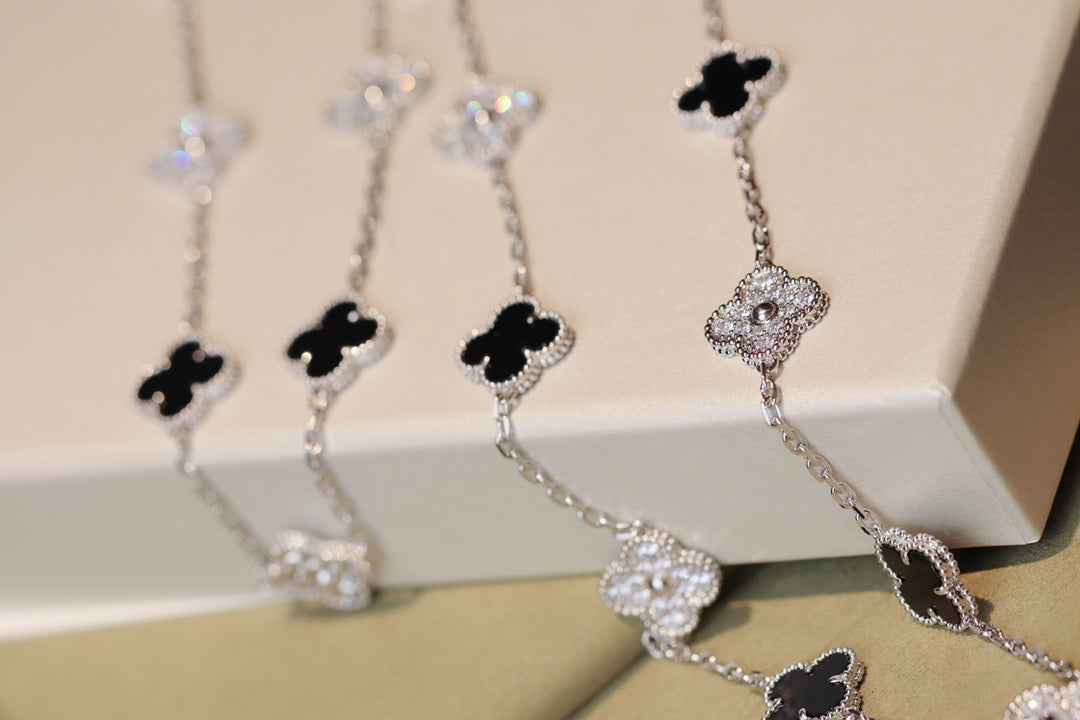 [Bling Jewelrys ]クローバー 20モチーフ オニキス ダイヤモンド シルバー