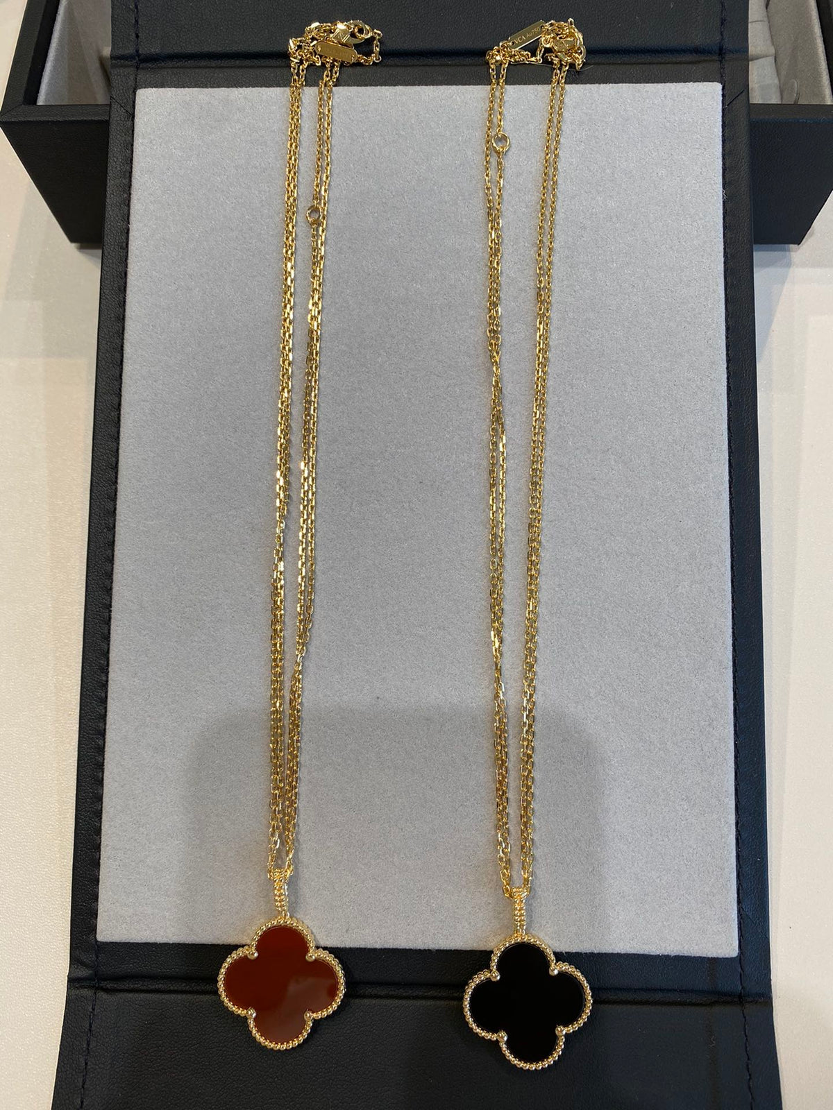 [Bling Jewelrys] KLEEBATT 25MM HALSKETTE GOLD KARNEOL