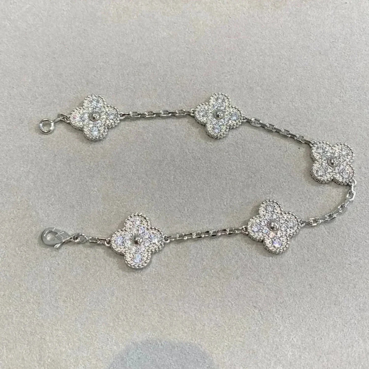 [Bling Jewelrys ] CLOVER 5 MOTIF FULL DIAMOND BRACELET COLLECTION
